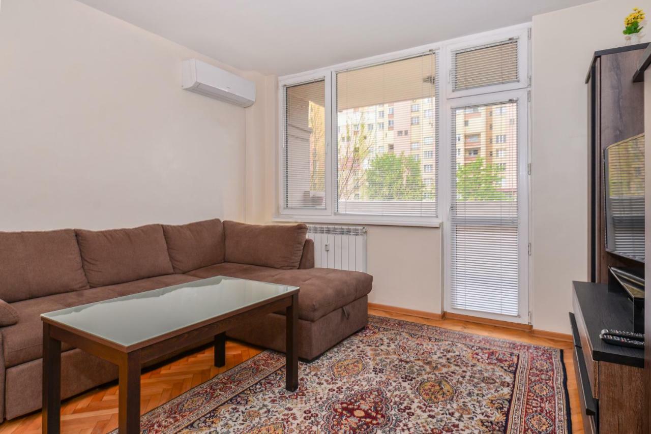 Comfortable One Bedroom Apartment In A Lively Area | Zona B5 | Russian Square Sofia Exterior foto